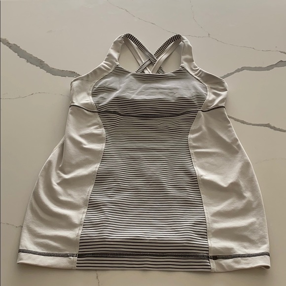 Lululemon Energy Tank white and black size 6 - Picture 1 of 5